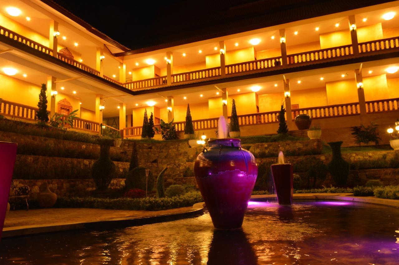 The M Bokeo Hotel Huay Xai Exteriör bild